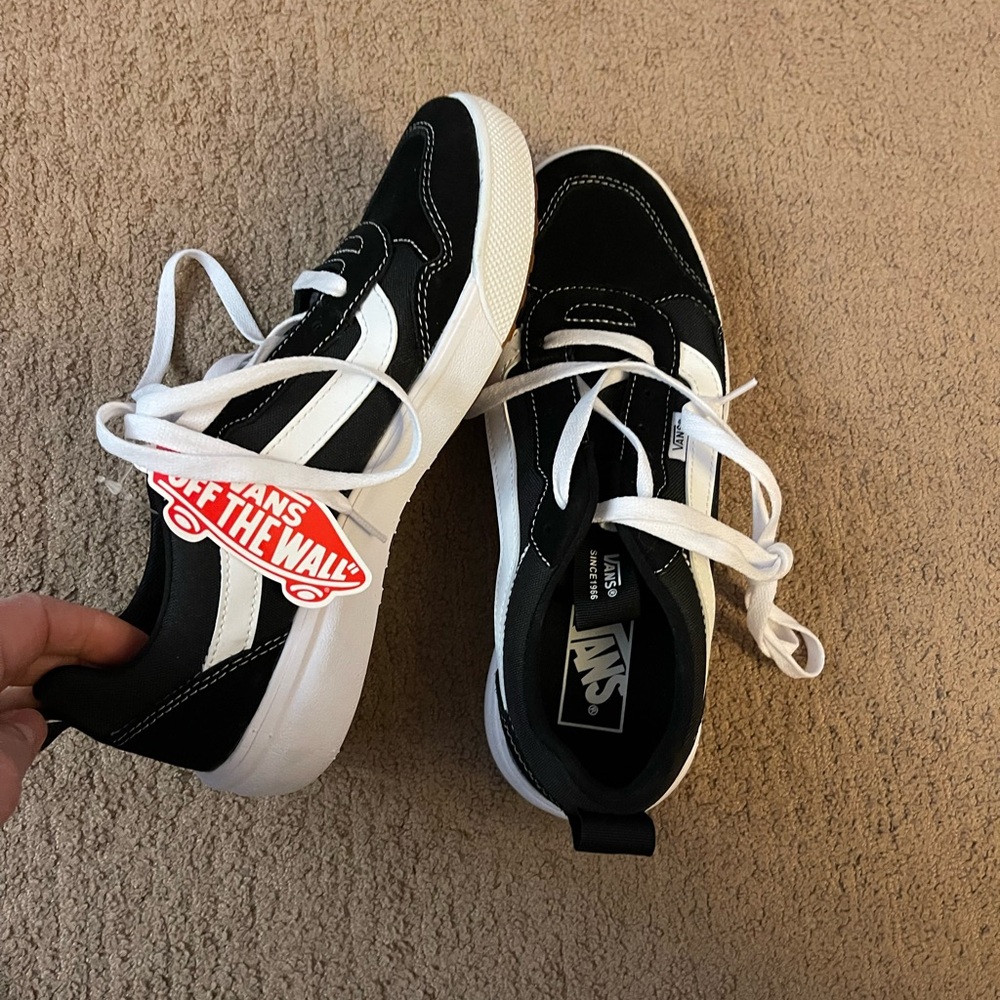 VANS Ward Suede Canvas Sneakers 500264 Black White Men’s 8 NEW